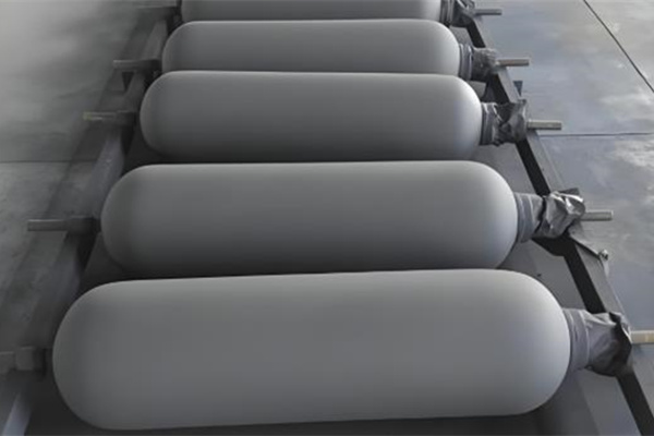 知道嗎？蓄能器價(jià)格居然受到這些因素影響！